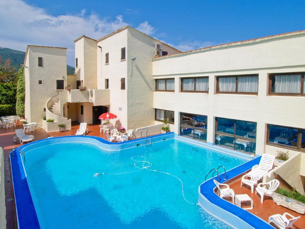 Hotel Le Narval Калькатоджо Экстерьер фото